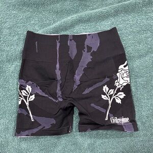 Gviregime Women's Black Athletic Shorts